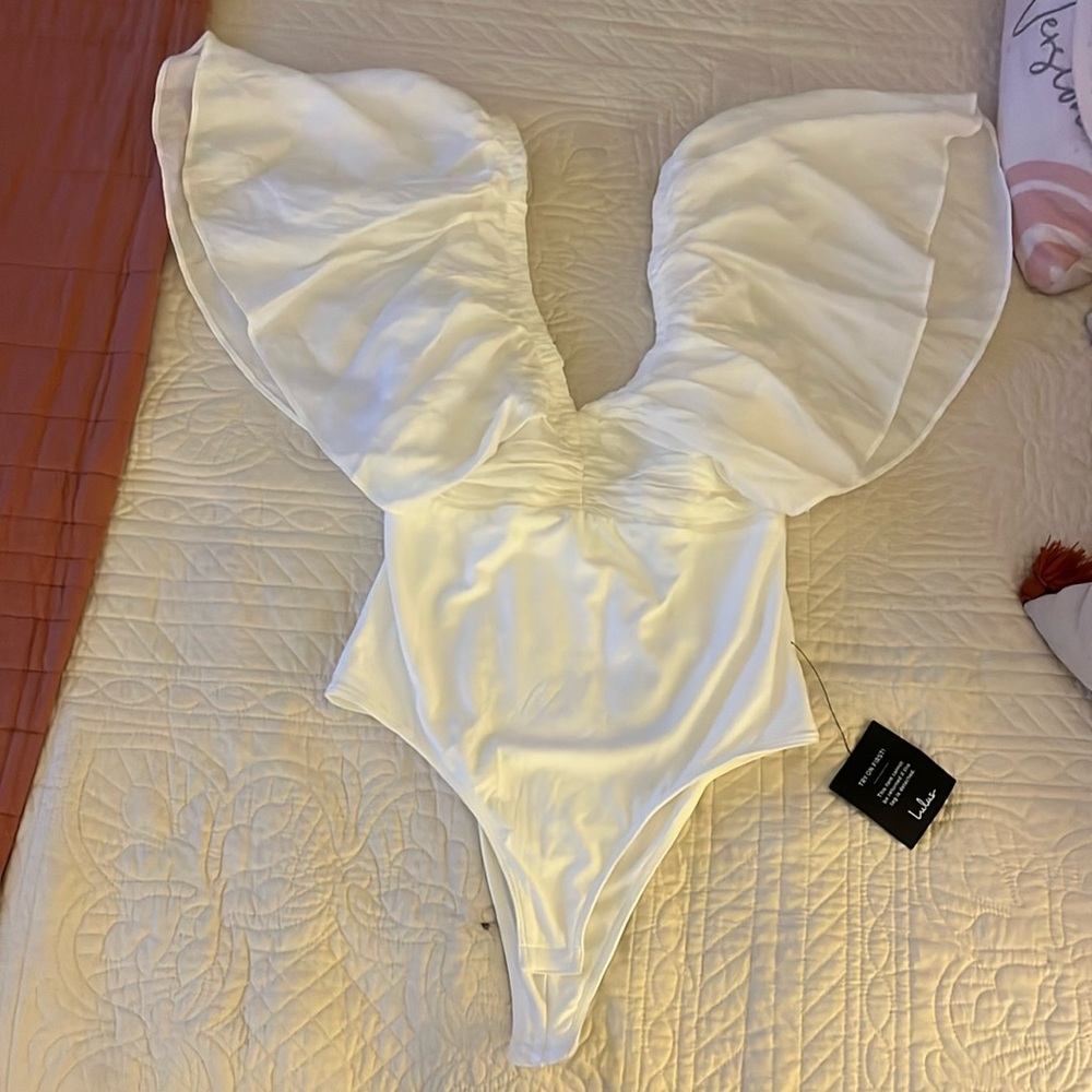 Lulus ruffle sleeve backless white bodysuit